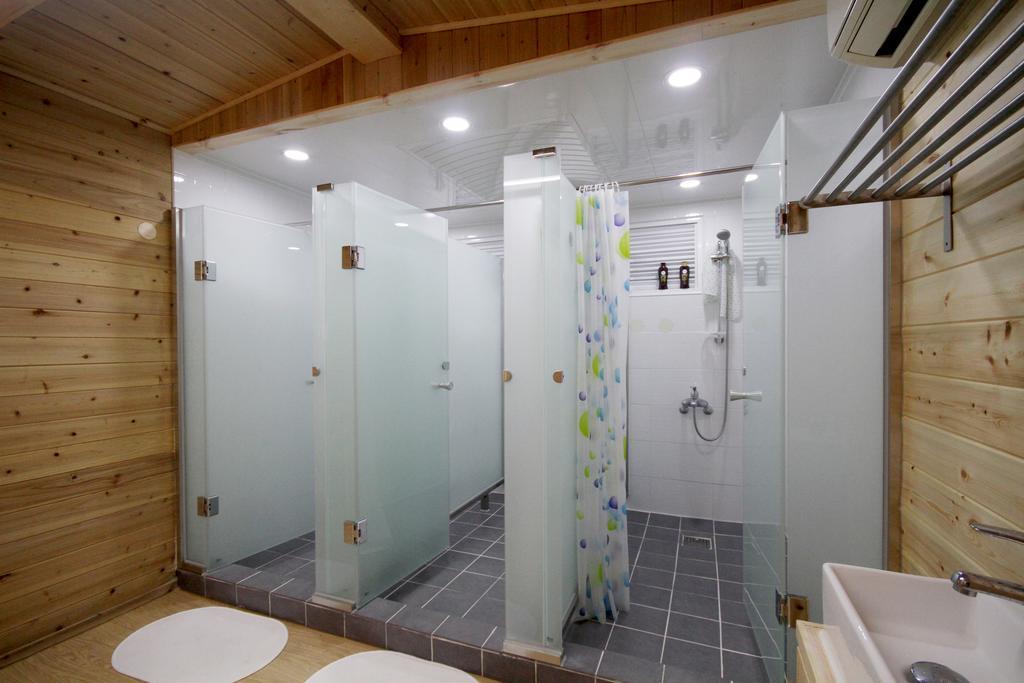 Cheongdam Ladies Guesthouse In Seoul Exterior photo