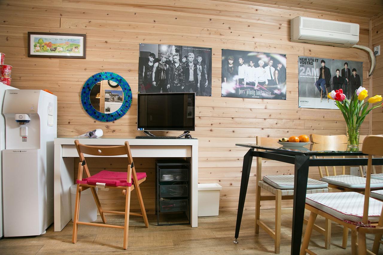 Cheongdam Ladies Guesthouse In Seoul Exterior photo